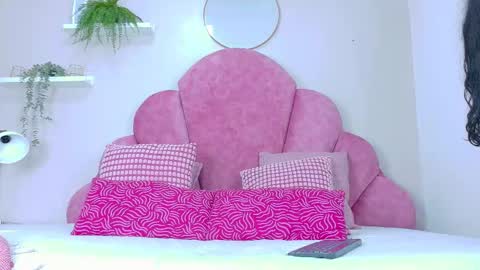 Samantha online show from January 14, 3:33 am