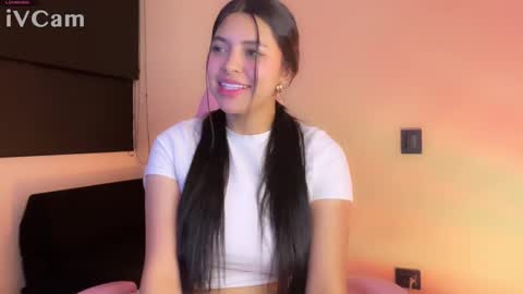 Snapshot of samara_lam chatting on February 6, 5:14 am Sammy  online show from February 6, 5:14 am