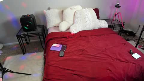 Snapshot of samatha1998 chatting on January 12, 4:00 am Yaya online show from January 12, 4:00 am