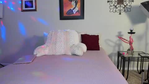 Snapshot of samatha1998 chatting on February 2, 4:05 am Yaya online show from February 2, 4:05 am