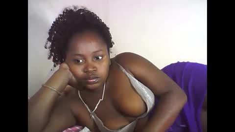 samirah_69 online show from April 28, 8:51 am