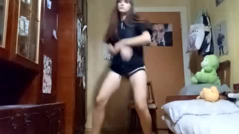 Mira online show from October 22, 4:23 pm