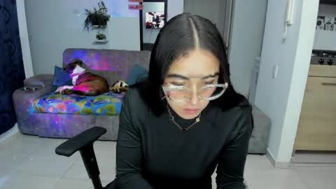 SARA online show from April 8, 11:29 pm