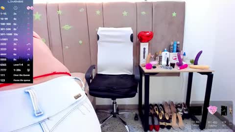 Snapshot of sammy_mature_ chatting on February 12, 8:50 pm Sammy online show from February 12, 8:50 pm