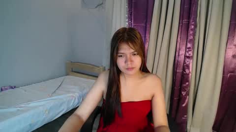 Snapshot of sampaguita_pinayxx chatting on March 10, 7:55 am SOFIA online show from March 10, 7:55 am