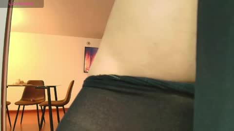 Hello I am absent due to a family calamity I will return soon-hola estoy ausente por un problema familiar volvere pronto. online show from April 16, 1:06 am