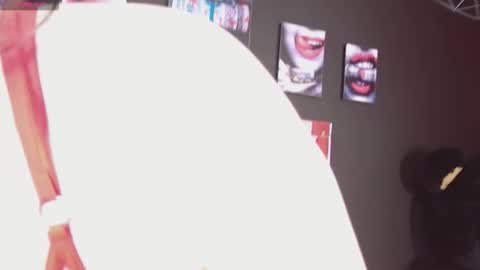 Snapshot of samy_noa chatting on October 7, 8:24 pm samy_noa online show from October 7, 8:24 pm