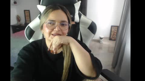 samy_vsn online show from February 21, 6:04 pm