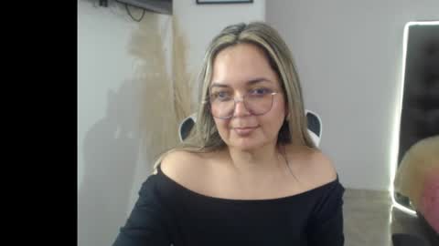 samy_vsn online show from November 28, 6:55 pm