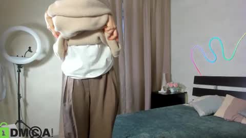 Sandra online show from September 15, 1:25 am