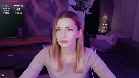 sandy_belle88 online show from November 28, 10:46 pm