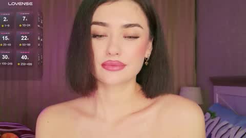 Sandy online show from November 19, 2:00 am