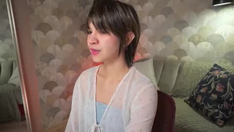 Viola  online show from January 6, 8:45 pm
