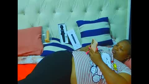 sanuche59670 online show from February 21, 7:36 pm