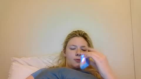 sara9920 online show from May 2, 5:49 pm