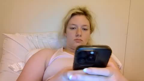 sara9920 online show from April 30, 10:58 pm