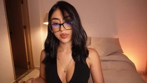 Sara  online show from February 6, 12:36 am