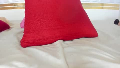 Sara Collins online show from September 26, 1:53 pm