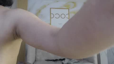 Sara  online show from October 2, 2:11 pm