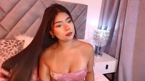 sara_owens7 online show from February 10, 1:30 am