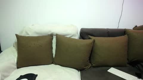  1 online show from February 15, 10:00 am