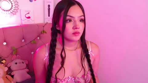          online show from October 8, 12:53 pm