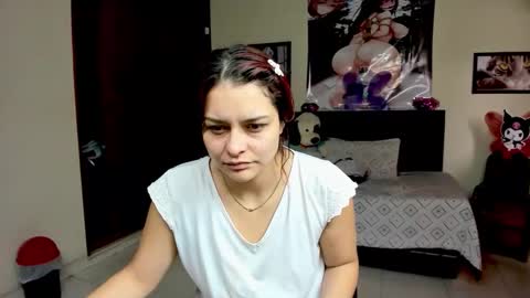 Alahia and Marilyn online show from February 23, 1:54 pm