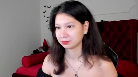 SaraDenars online show from November 4, 5:12 am