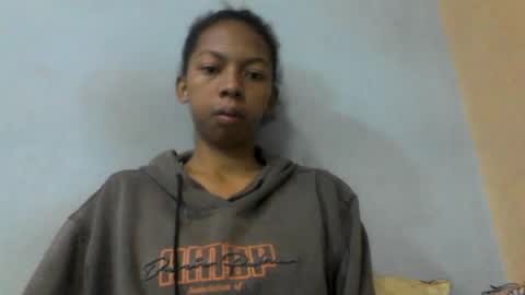 sarah146341 online show from June 14, 4:35 am