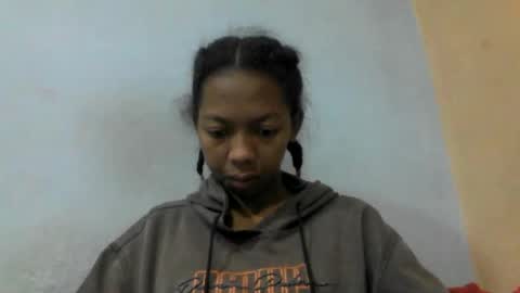 sarah146341 online show from June 16, 4:46 am