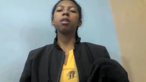 sarah146341 online show from June 3, 5:19 am