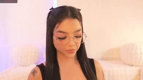       online show from February 11, 7:05 pm