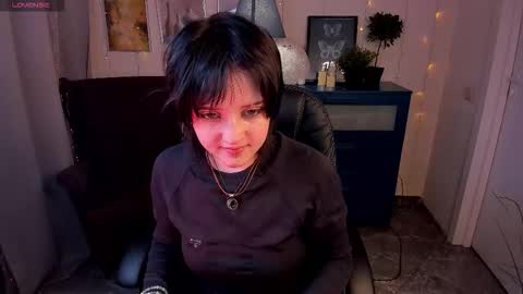 Sarah online show from February 3, 10:53 am