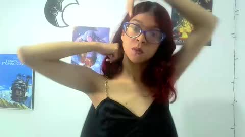 Sarah  online show from February 4, 8:59 pm