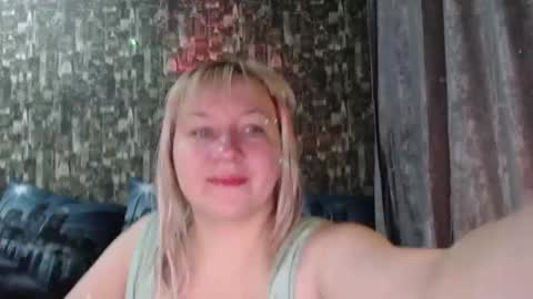 Snapshot of sarakatherin chatting on February 27, 6:53 pm Sara online show from February 27, 6:53 pm