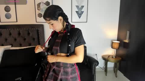 Sara online show from April 7, 12:40 pm