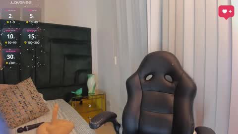      online show from October 24, 1:56 am