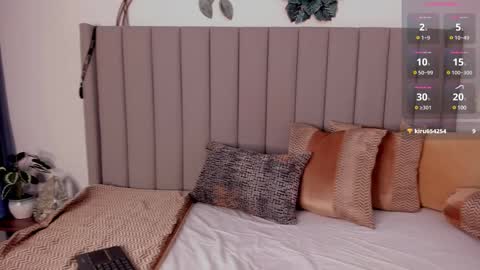  Saray  online show from February 17, 6:17 pm