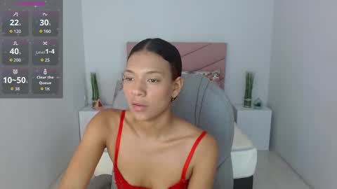 Snapshot of sarayvega_ chatting on October 20, 7:28 pm Saray Vega online show from October 20, 7:28 pm