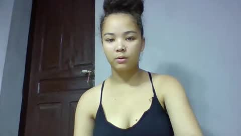 sarhon917962 online show from May 16, 10:36 am