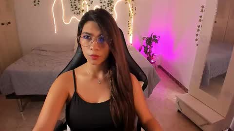 Sara online show from November 11, 3:09 pm