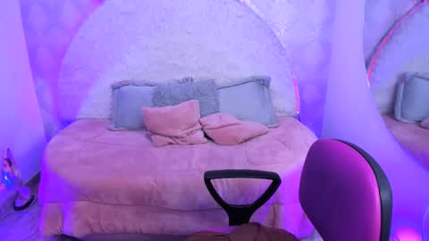 Sara online show from February 4, 7:00 am