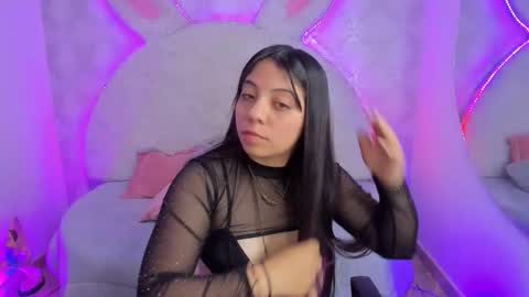 Sara online show from December 5, 9:21 am