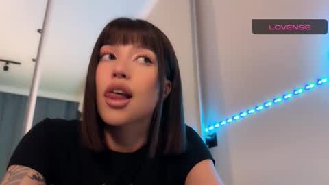 Hi everyone my name is Sasha   online show from November 18, 7:15 pm