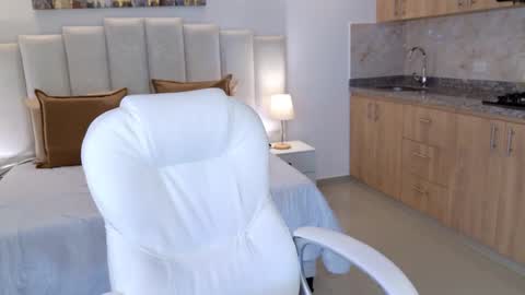 saskia litt online show from March 16, 4:26 am