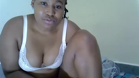 sassy online show from November 12, 7:01 pm