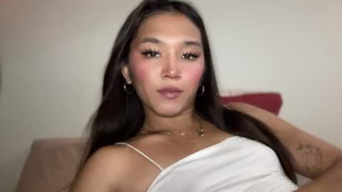 Sassygirl online show from July 6, 5:13 am