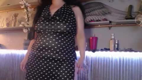 sassylatin45 online show from February 1, 1:59 am