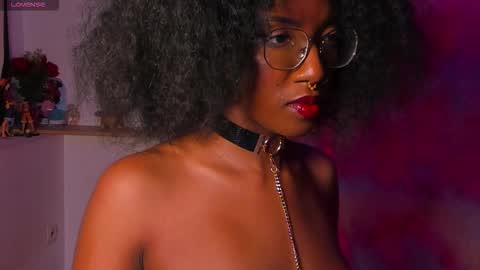 saturno_vibes online show from November 4, 11:04 am