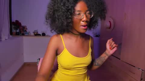 saturno_vibes online show from September 9, 8:03 am